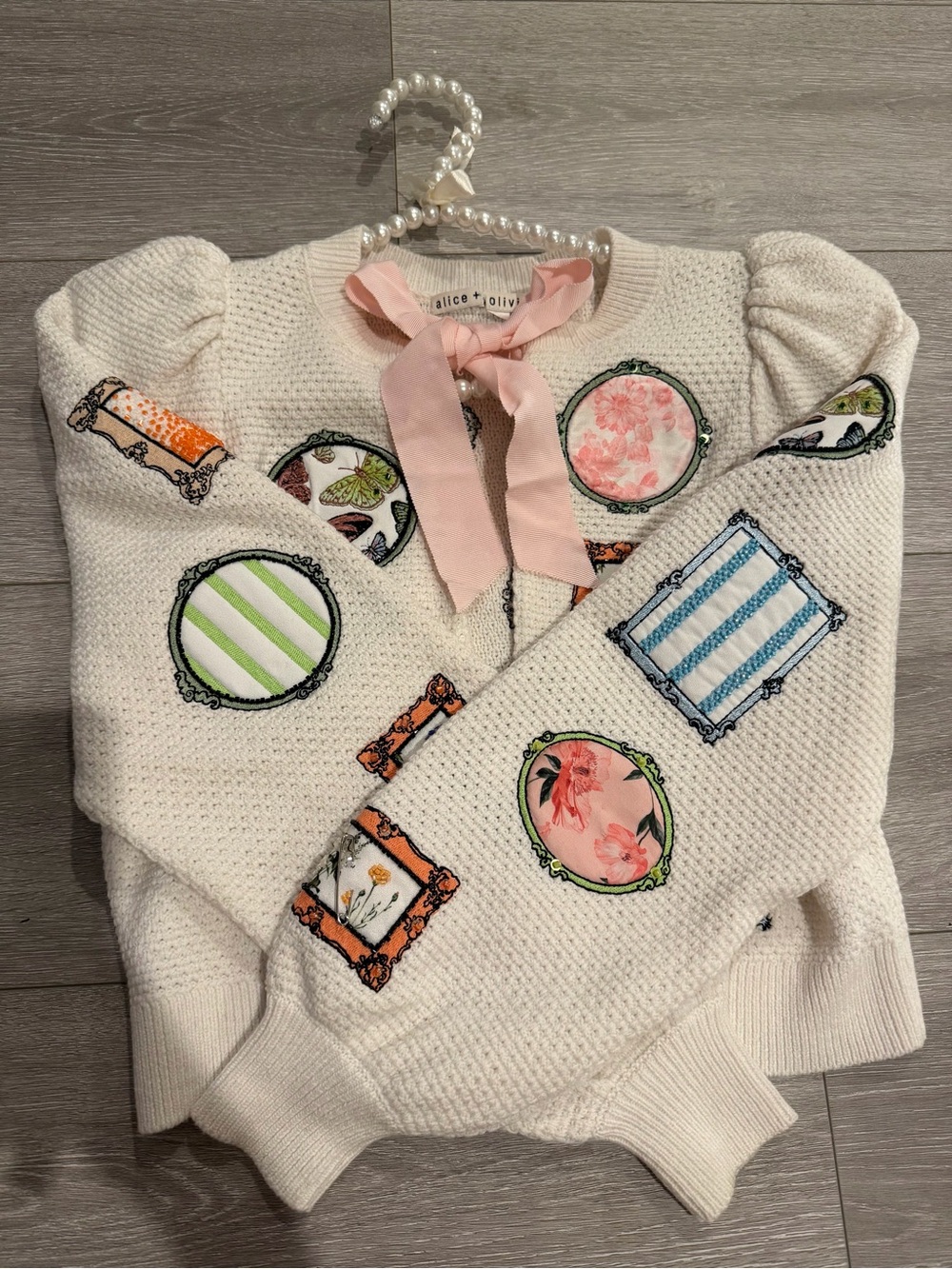 Alice + Olivia Beaded Embroidered Gallery Frame Bow Cardigan NWT - Picture 11 of 12